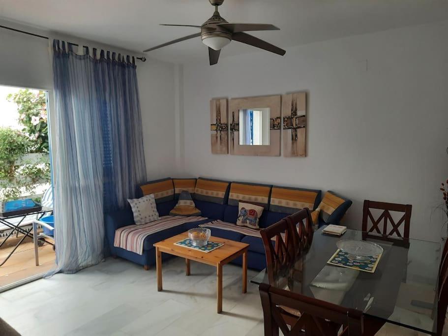 Amplio Apartamento En La Barrosa Ново Санкти Петри Екстериор снимка