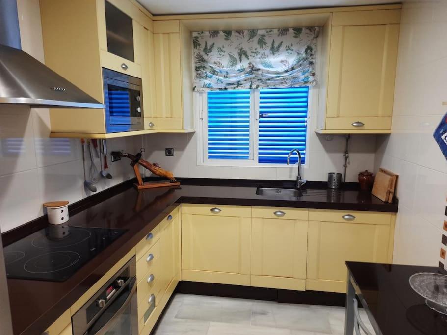 Amplio Apartamento En La Barrosa Ново Санкти Петри Екстериор снимка