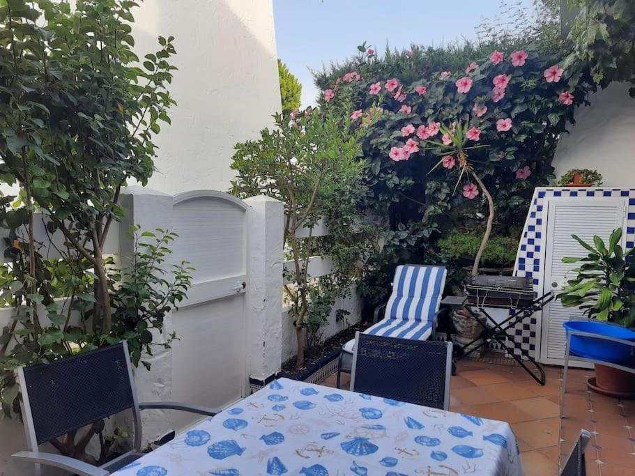 Amplio Apartamento En La Barrosa Ново Санкти Петри Екстериор снимка